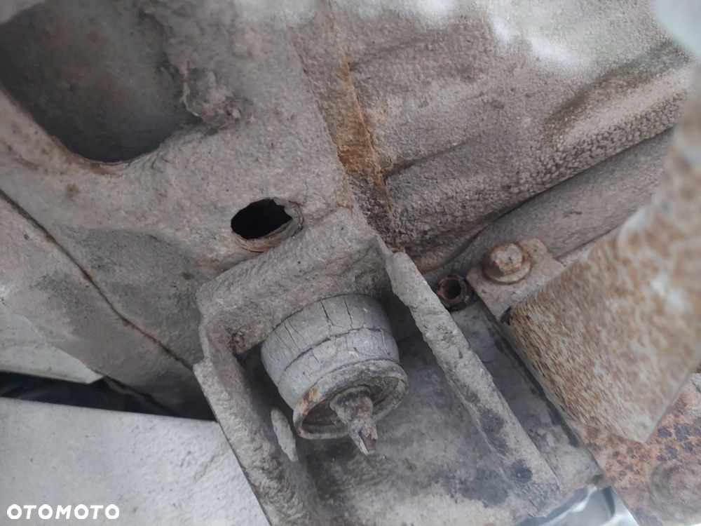 Suzuki Grand Vitara 2.0 Limited - 7