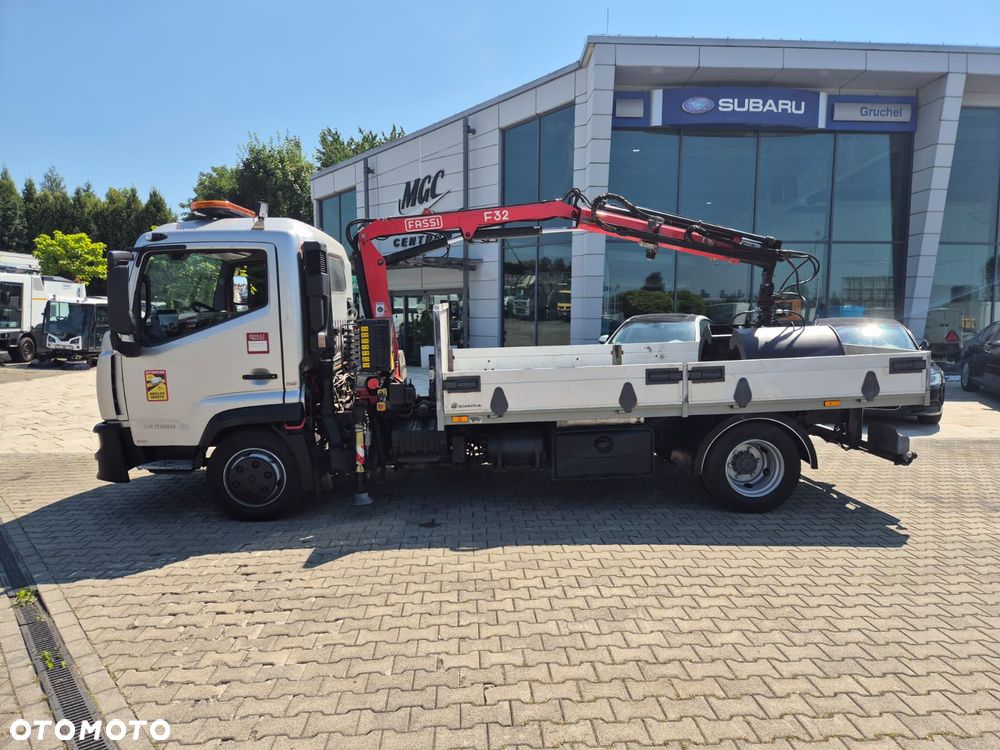 Renault D 7.5 180 / SKRZYNIA / HDS FASSI F32 / NISKI PRZEBIEG / BEZWYPADKOWY / OKLEJONY / AUTOMAT / CHWYTAK / SERWISOWANY / UNIKAT / EURO 6 - 9