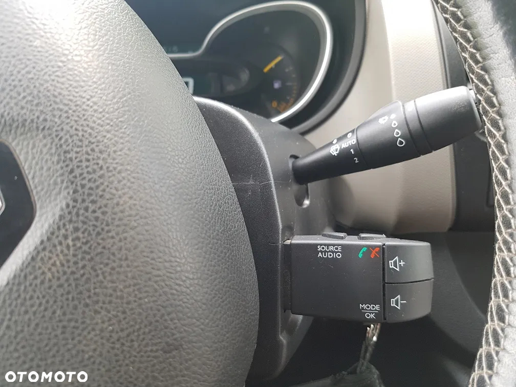 Renault TRAFIC - 23