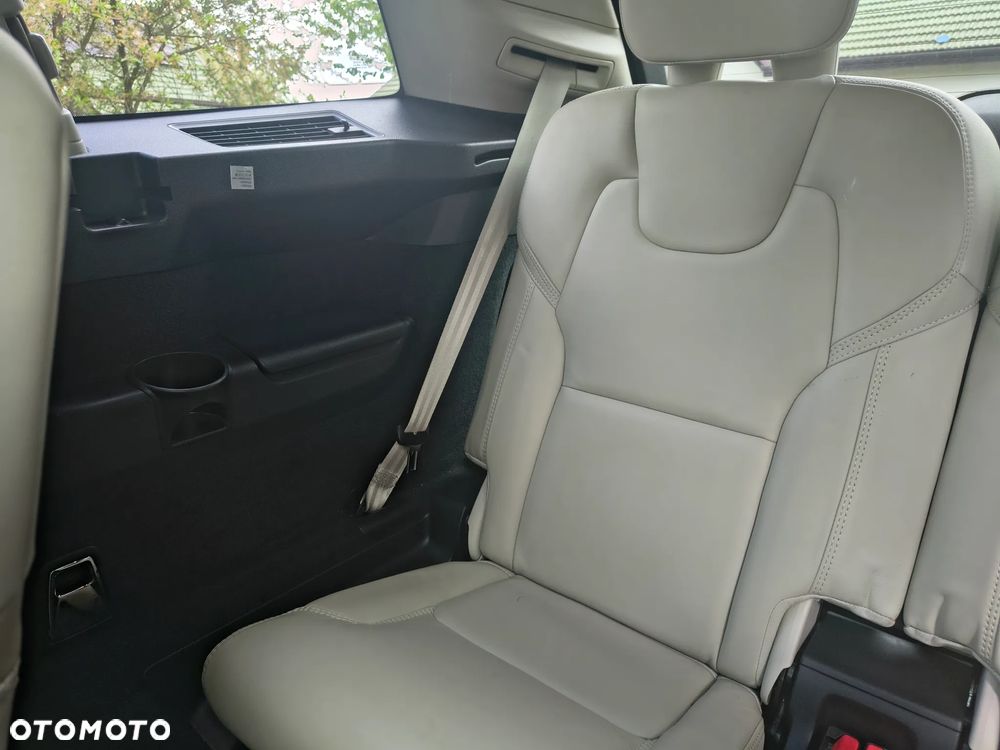 Volvo XC 90 T6 AWD Geartronic Inscription - 25