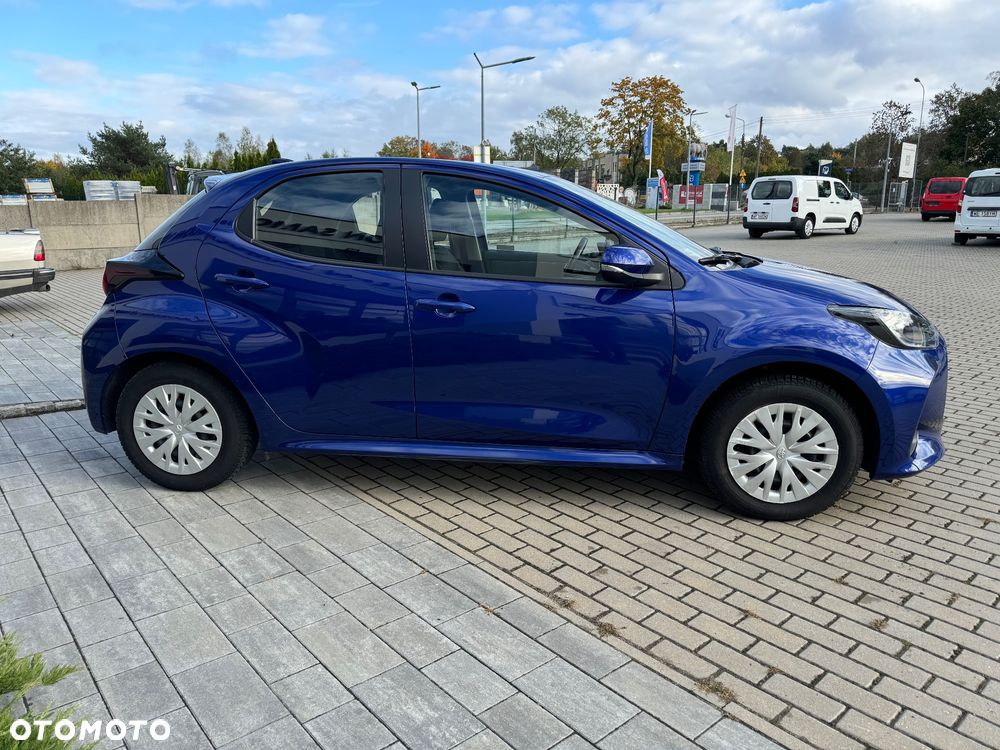Toyota Yaris ver-1-5-comfort - 4