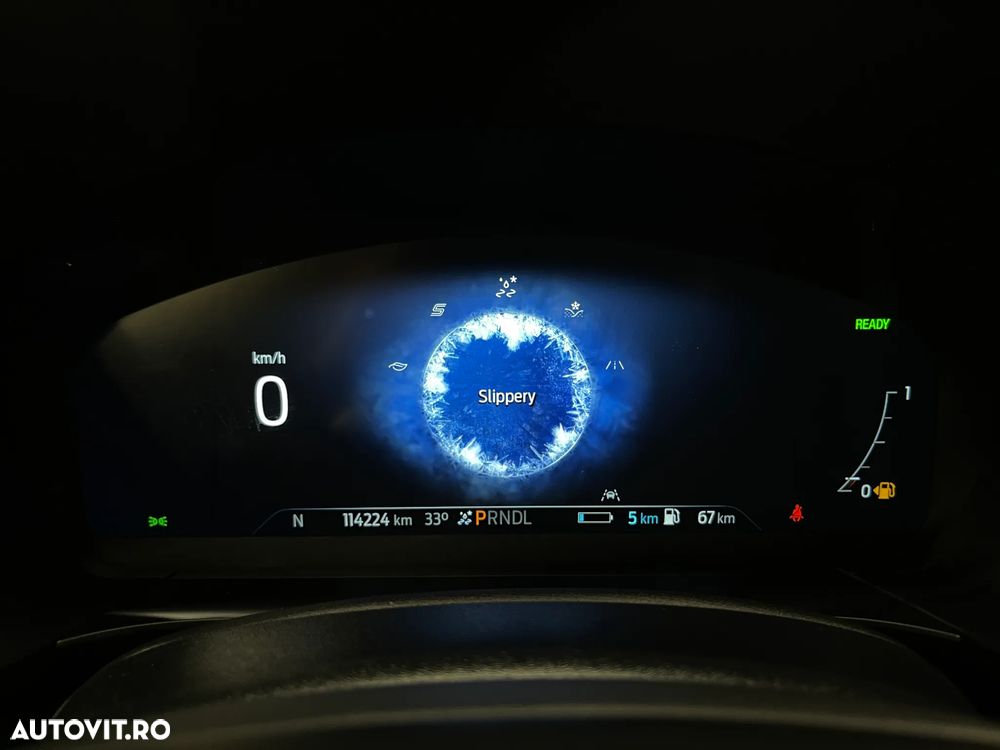 Ford Kuga 2.5 Duratec PHEV Titanium - 28