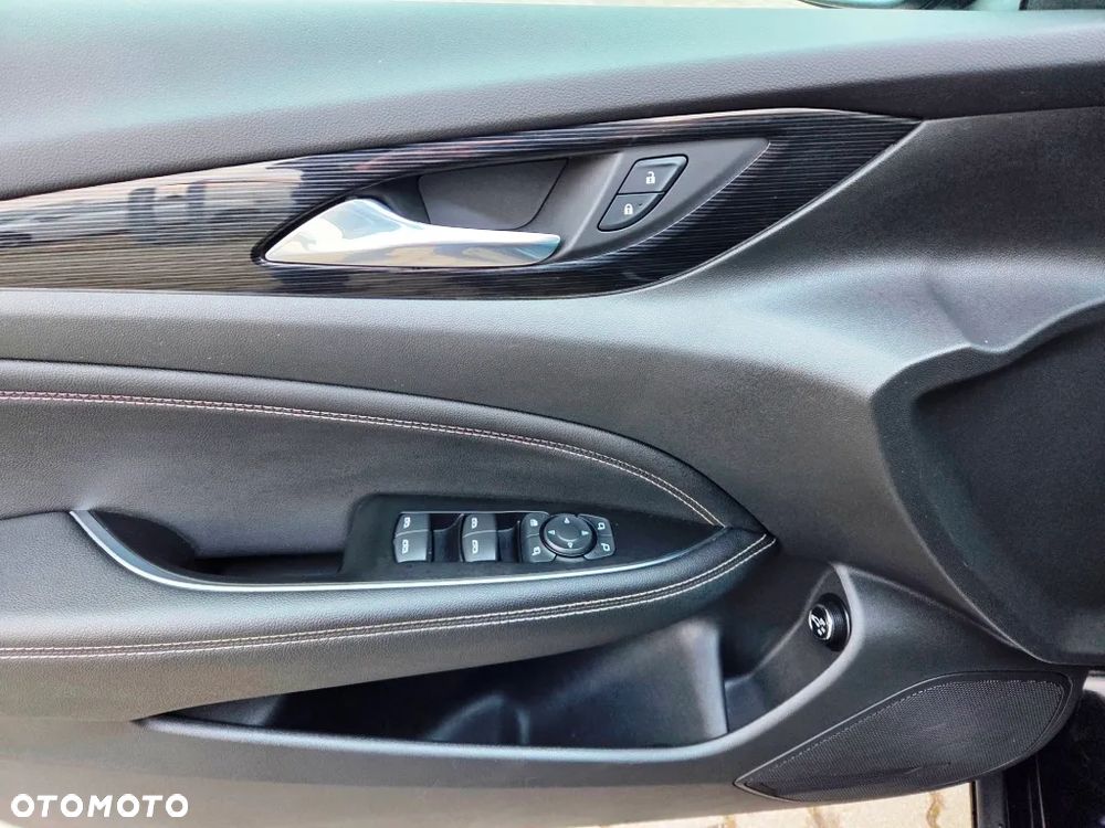 Opel Insignia 2.0 CDTI Innovation S&S - 23