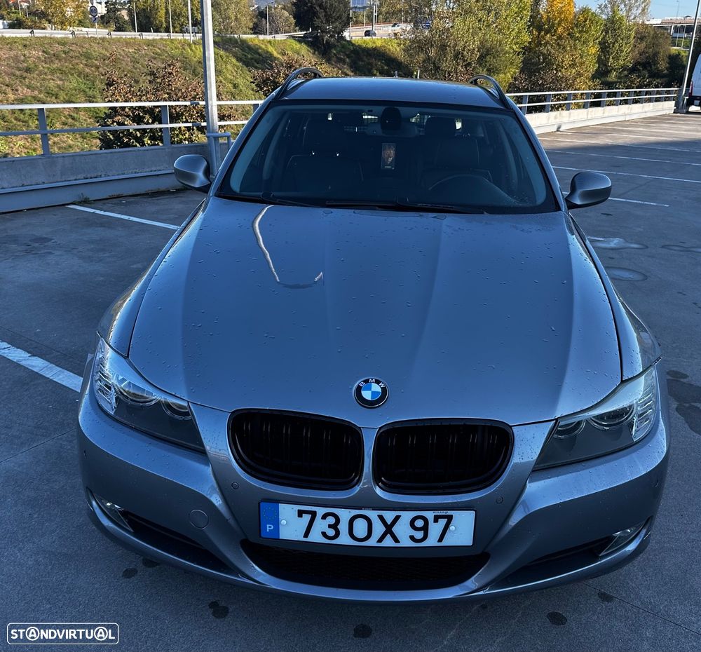 BMW 318 d Navigation - 3