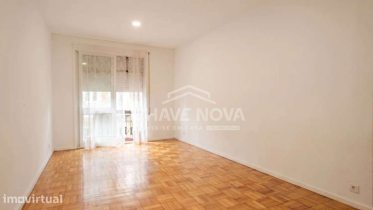 T1 Renovado c/ Varanda em Paranhos - Grande imagem: 3/10