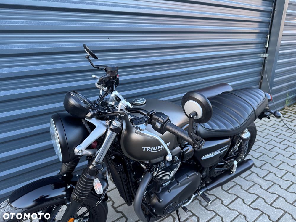 Triumph Street Twin - 10