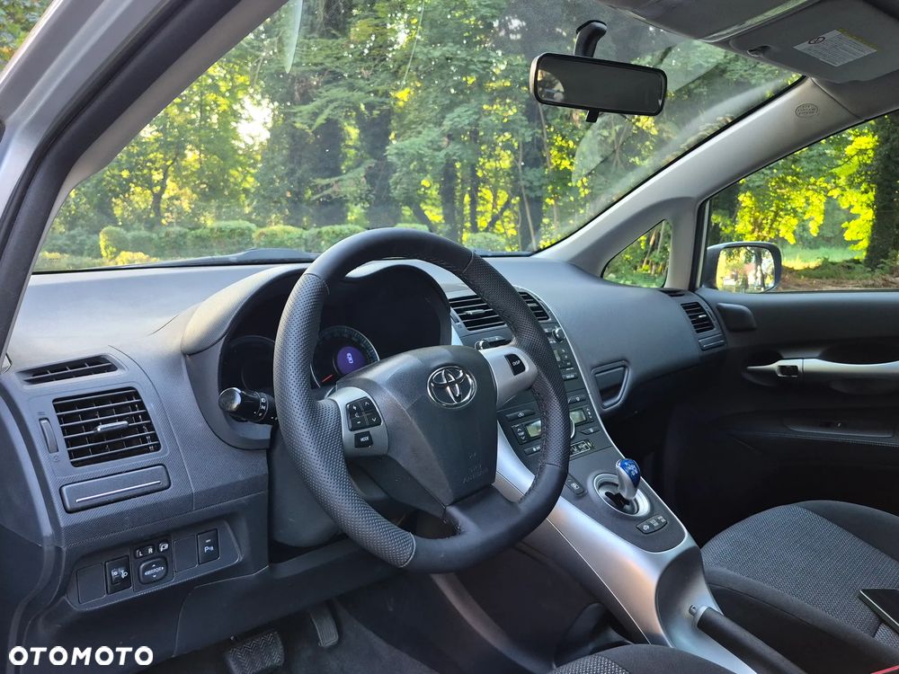 Toyota Auris 1.8 HSD Luna - 13