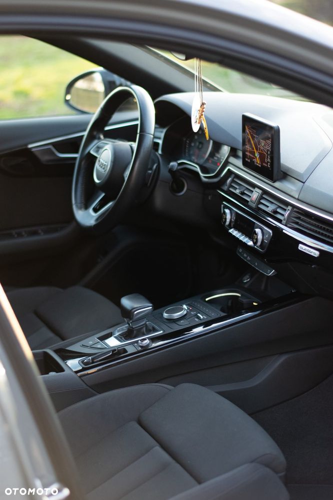 Audi A4 Avant 2.0 TFSI S tronic - 17