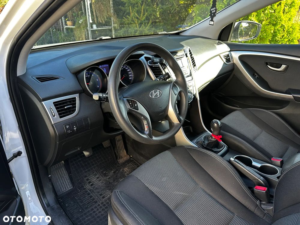 Hyundai i30 1.4 CRDi Classic - 8