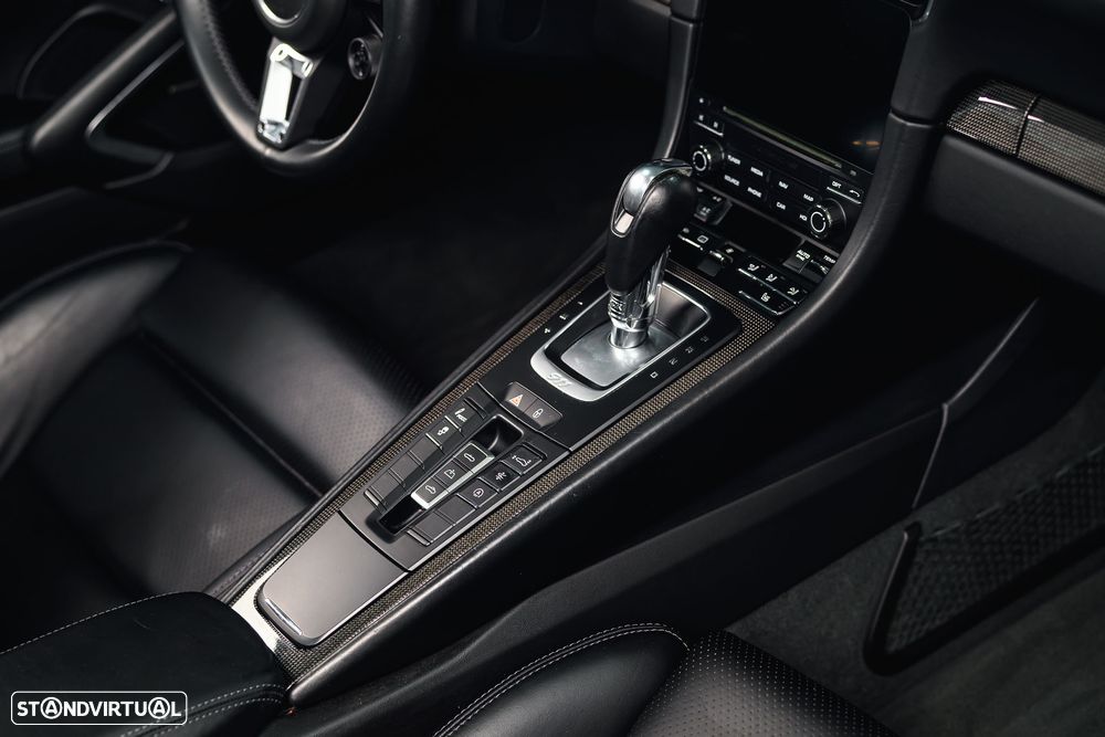 Porsche 911 (991) Turbo S Cabriolet - 28