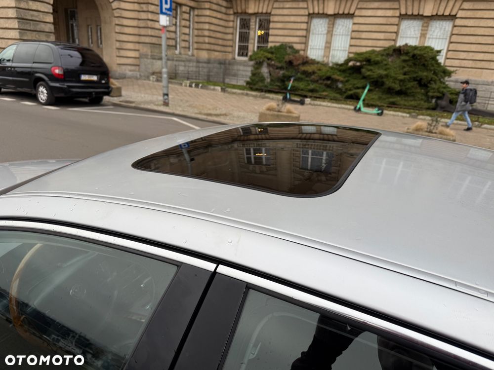 Volkswagen Phaeton 3.2 V6 4Mot (5 os.) - 16