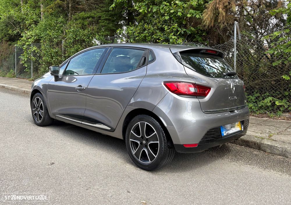 Renault Clio 0.9 TCE Luxe - 18