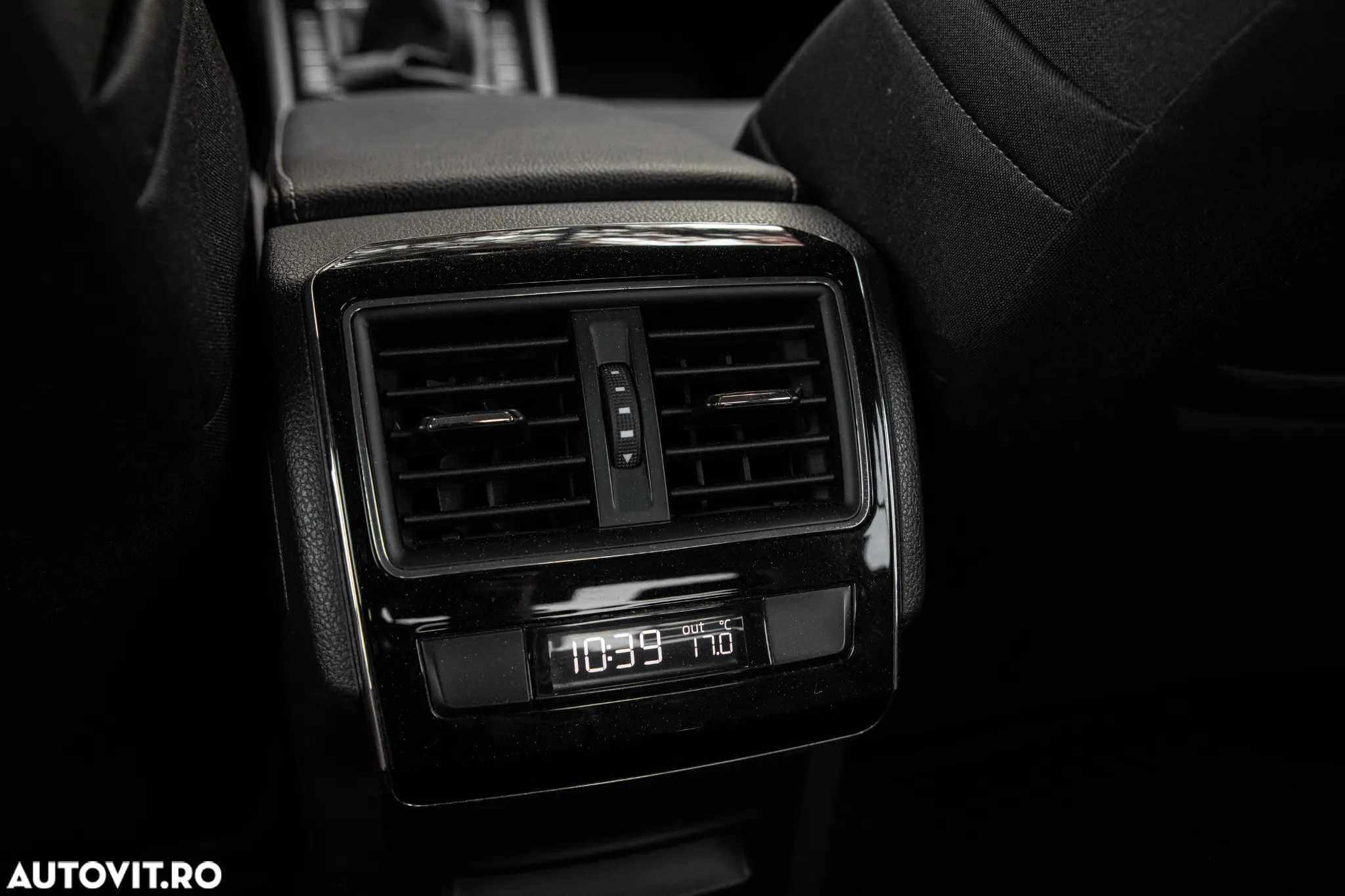 Skoda Superb 2.0 TDI Active - 21