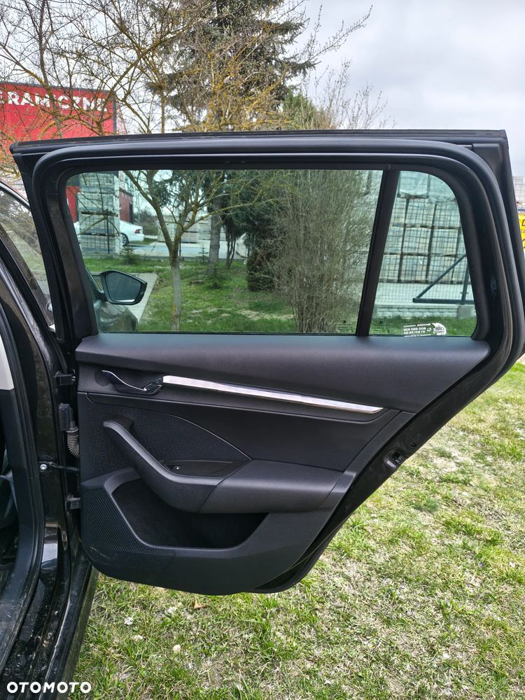 Skoda Octavia 1.5 TSI ACT Active - 14