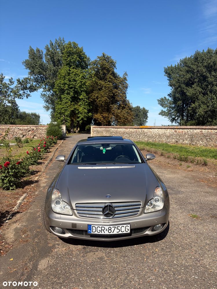 Mercedes-Benz CLS - 6