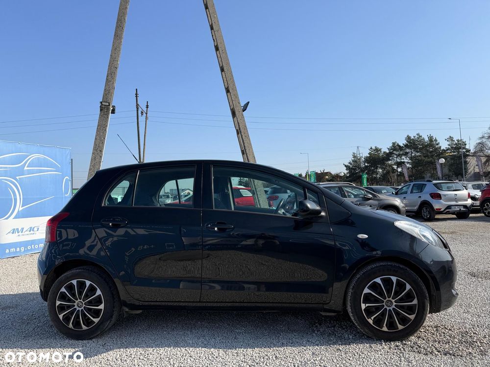 Toyota Yaris 1.3 Luna - 5