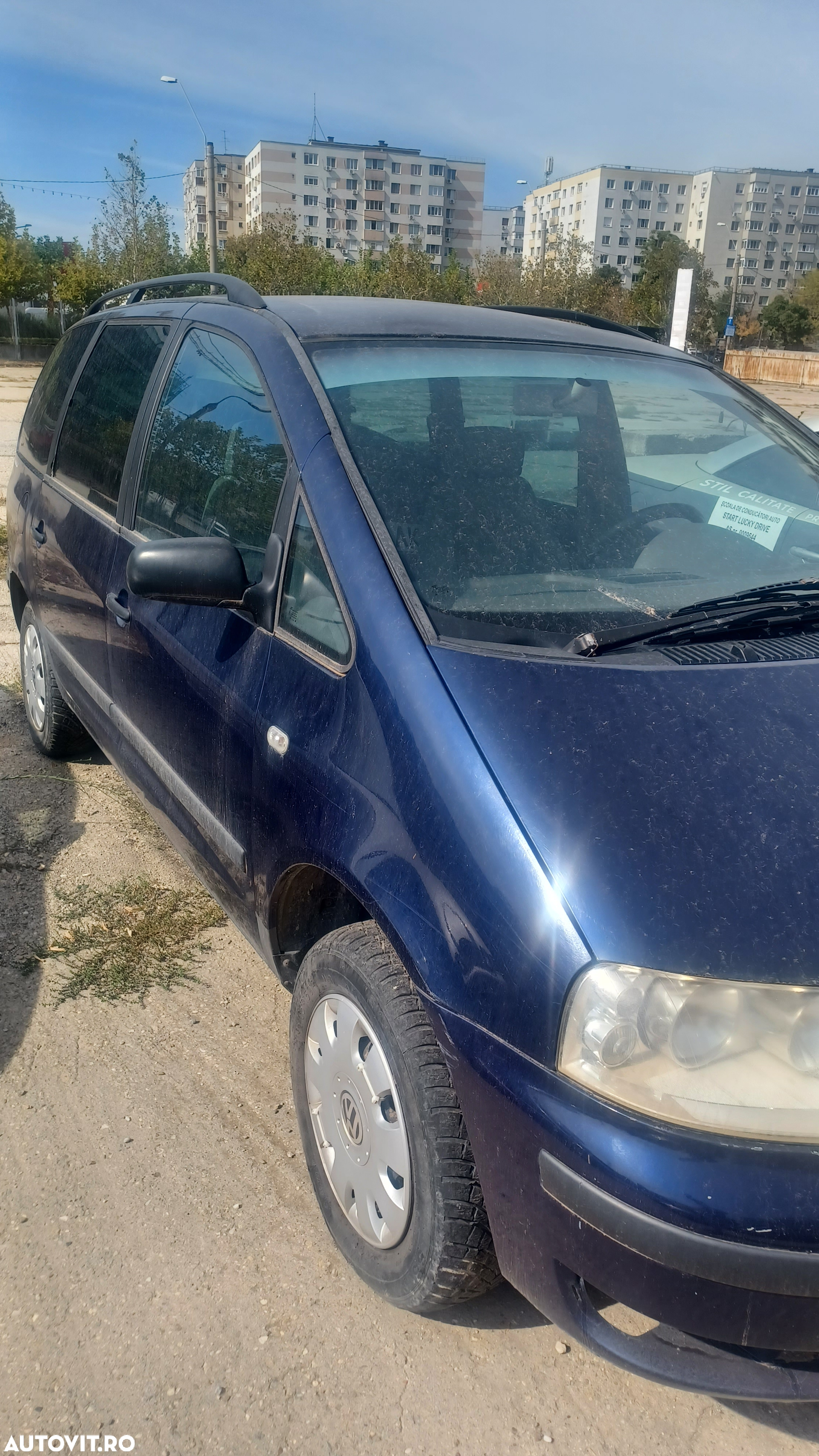 Volkswagen Sharan 1.9 TDI - 4