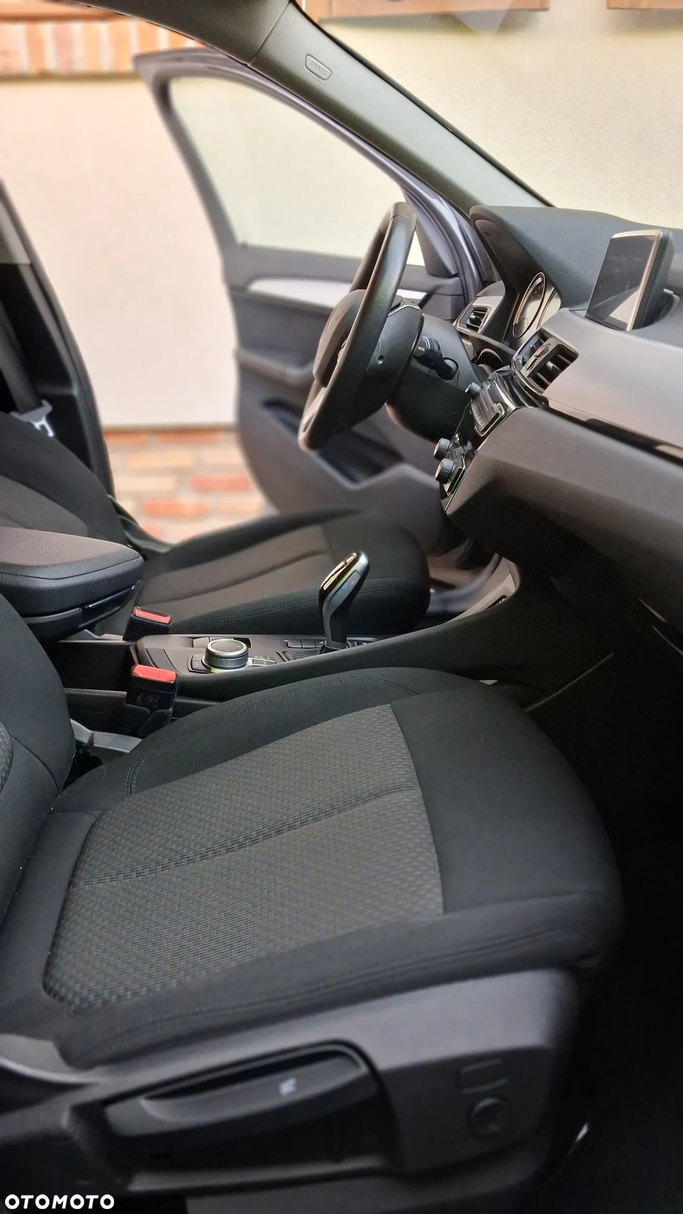 BMW X1 sDrive18i Business Edition - 29