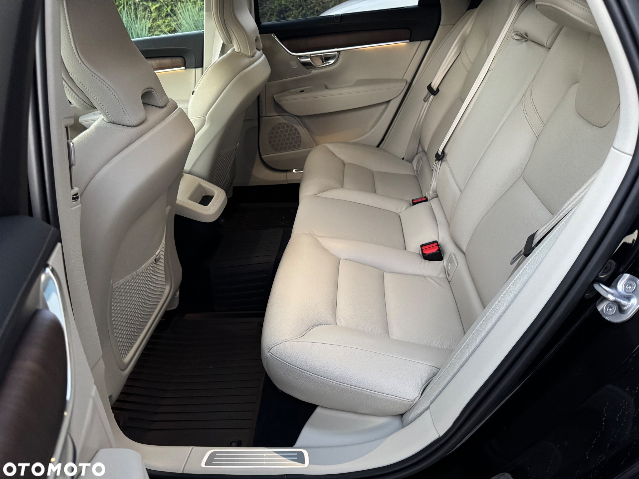 Volvo V90 B4 D AWD Inscription - 16