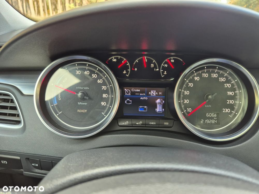 Peugeot 508 RXH 2.0 HDi HYbrid4 - 20