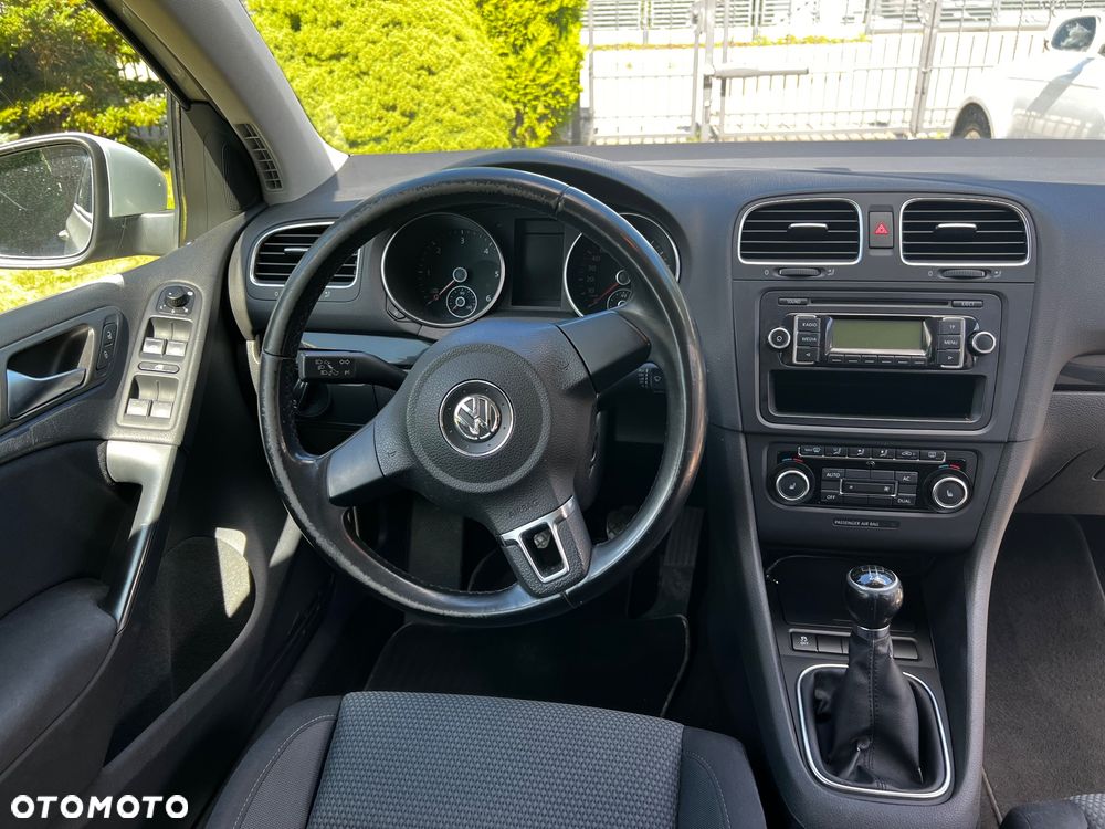 Volkswagen Golf 1.6 TDI Comfortline - 9