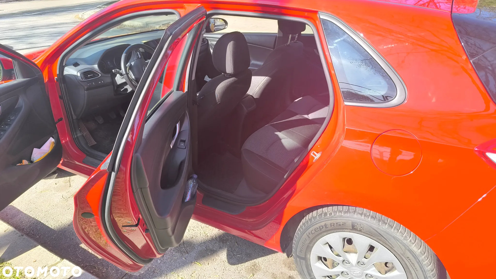 Hyundai i30 1.6 CRDi Classic + - 11