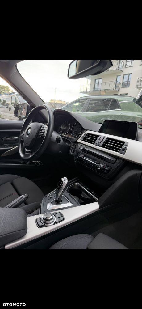 BMW Seria 3 - 8
