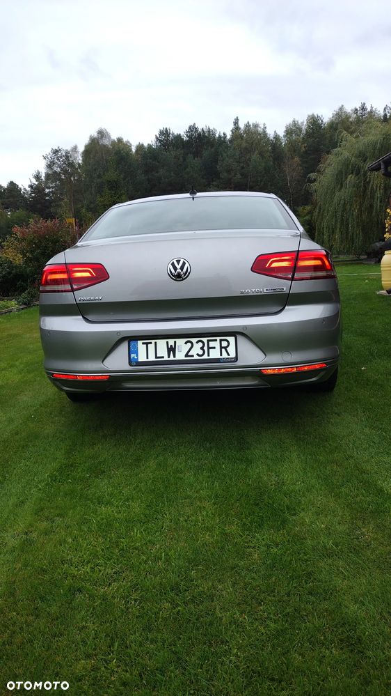 Volkswagen Passat - 6