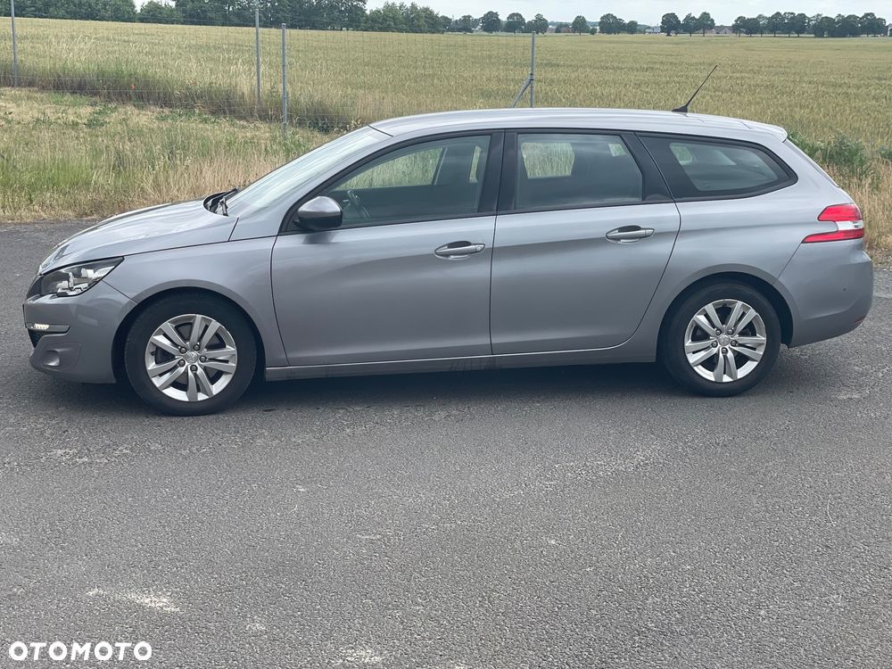 Peugeot 308 - 4