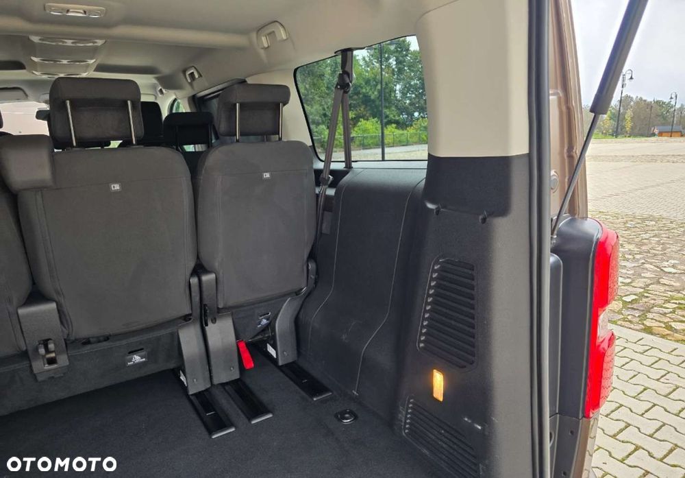 Toyota Proace Verso - 36
