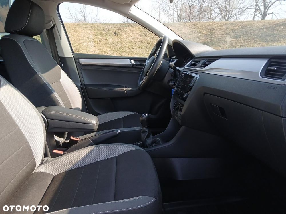 Skoda RAPID 1.0 TSI Ambition - 13