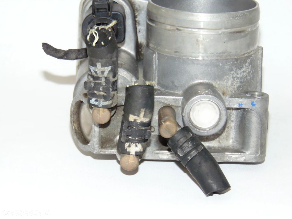 Przepustnica 06A133062AT Audi A3 VW Golf V Touran Seat Leon II 1.6 - 11