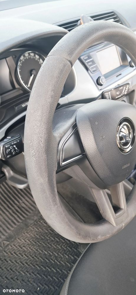 Skoda Fabia 1.0 TSI Ambition - 10