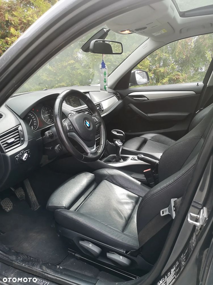 BMW X1 xDrive18d - 12