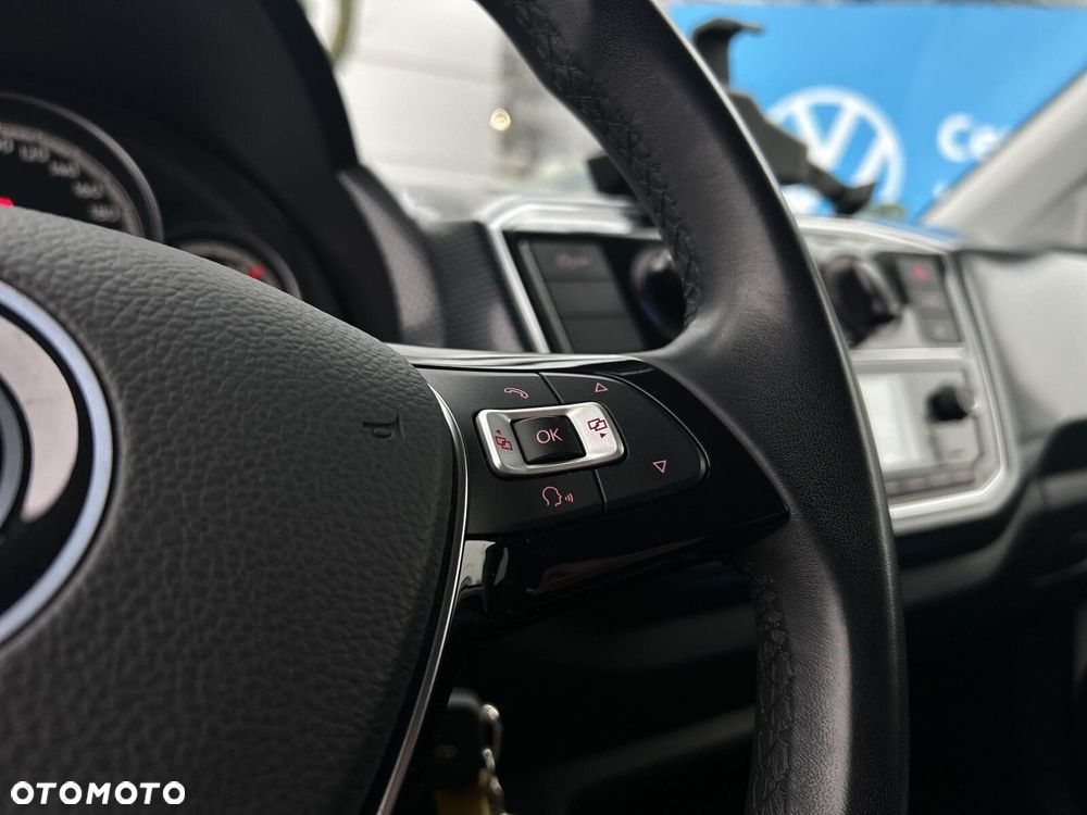 Volkswagen up! 1.0 move - 19