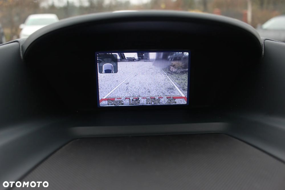 Ford Grand C-MAX 2.0 TDCi Titanium - 16