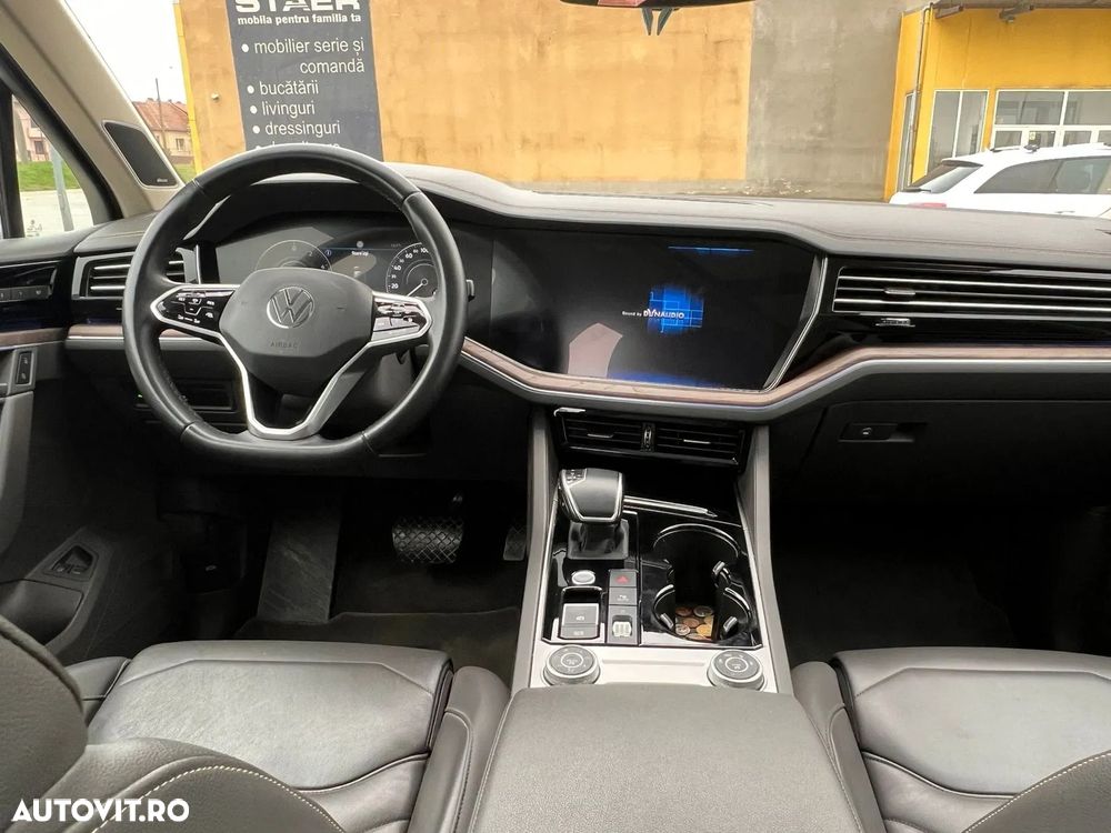 Volkswagen Touareg 3.0 V6 e-Hybrid 4Motion Aut. Elegance - 12