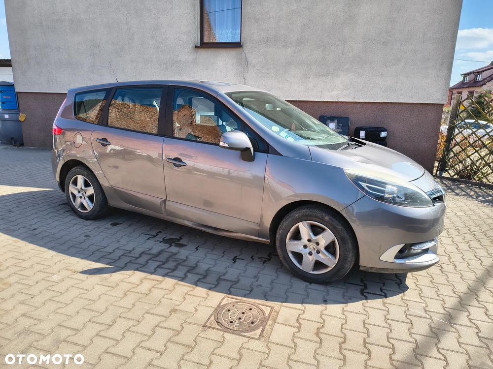 Renault Grand Scenic - 5