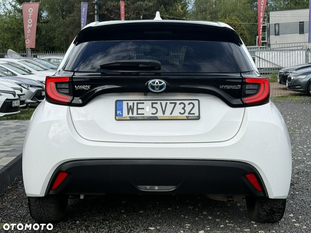 Toyota Yaris Hybrid 1.5 Executive - 8