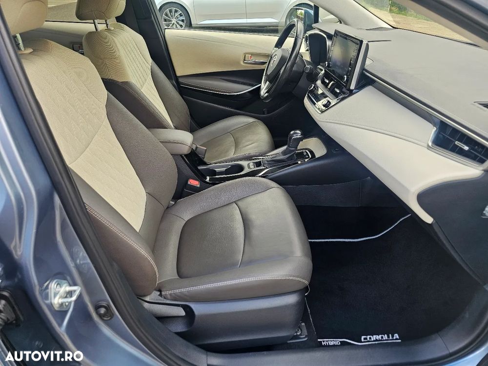 Toyota Corolla 1.8 HSD Exclusive - 22