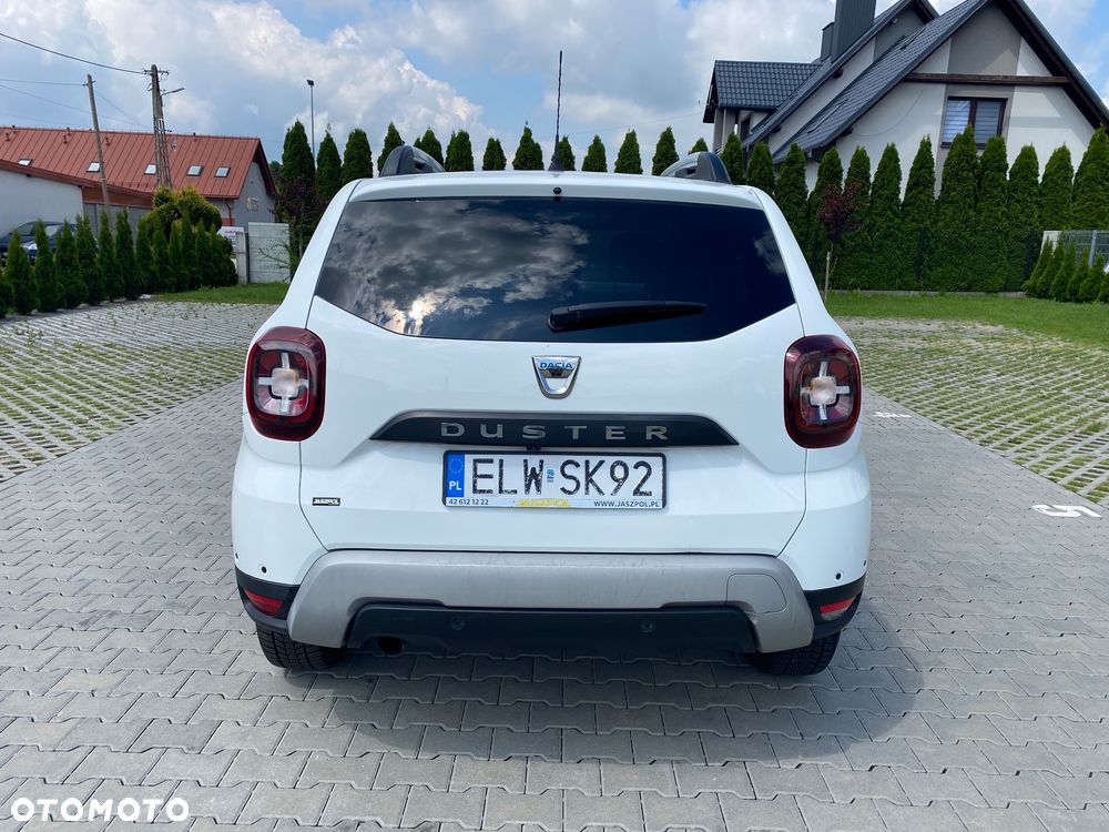 Dacia Duster 1.6 SCe Laureate S&S - 3