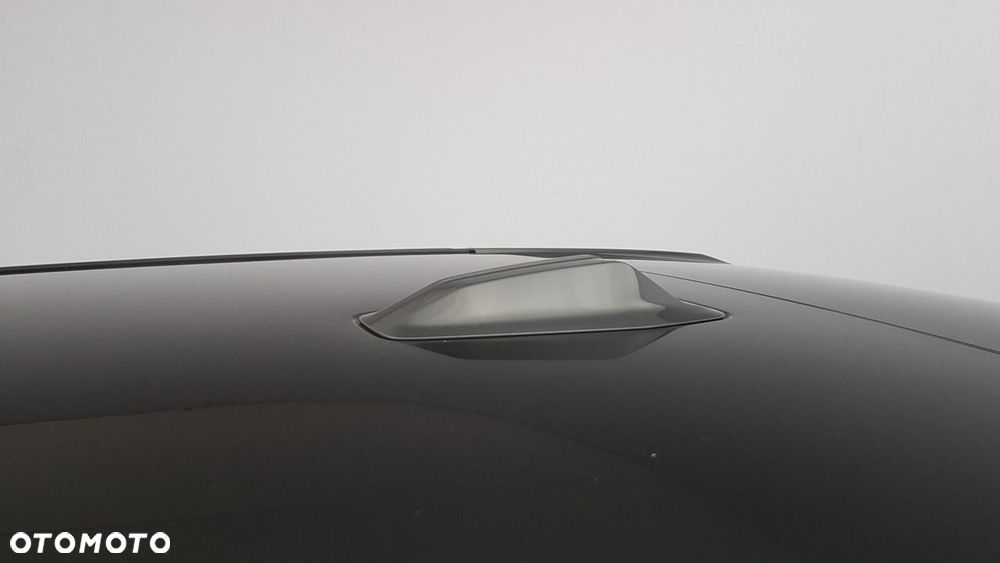 BMW iX - 13