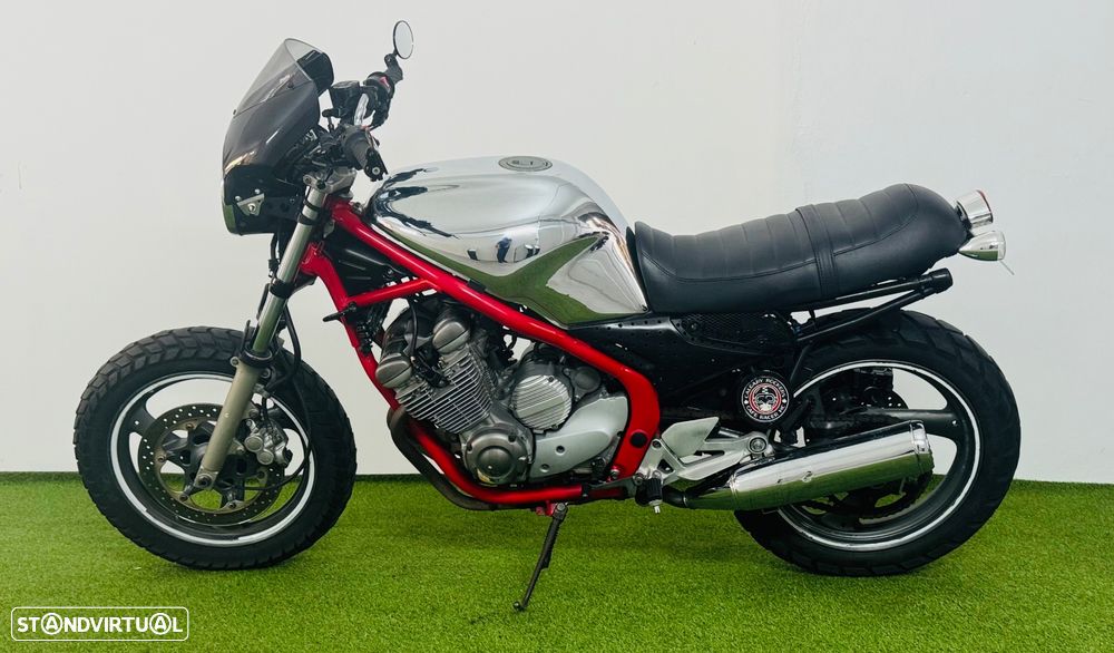 Yamaha XJ Café Racer - 3