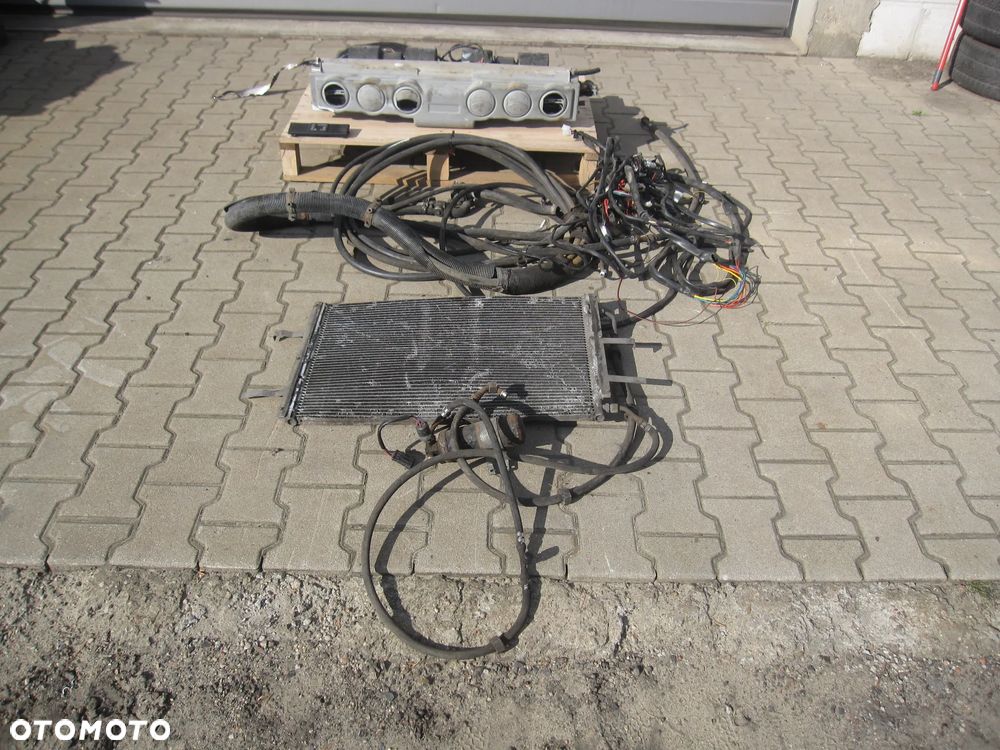 Klimatyzacja Chłodnia chłodzenie renault Trafic II 2 Master III 3 komplet