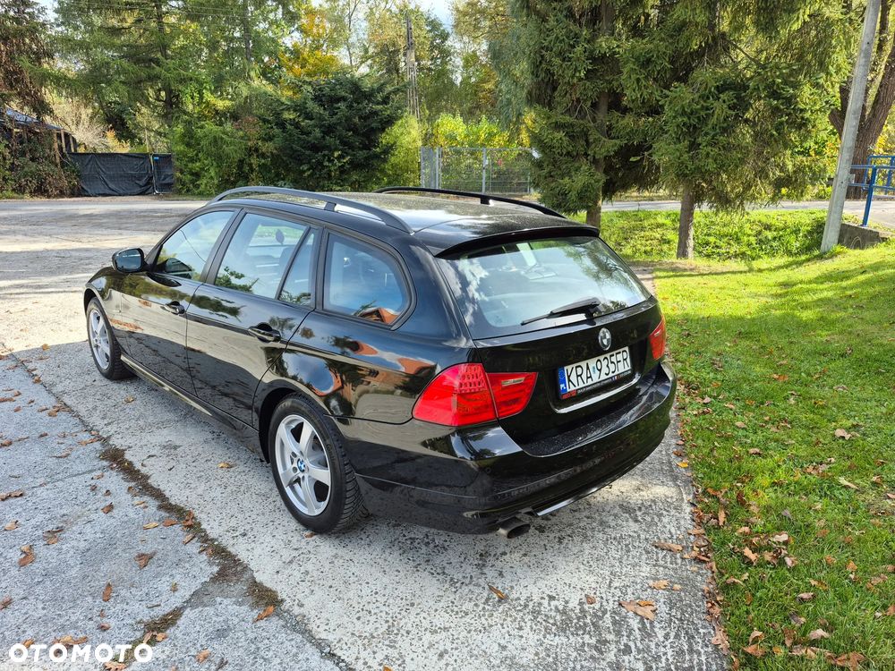 BMW Seria 3 318i Edition Lifestyle - 15