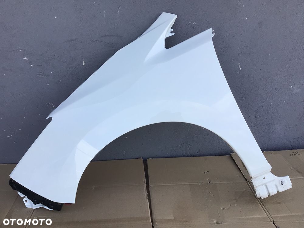 Błotnik przedni lewy Nissan Leaf ll 2 Kod 326-G - 1