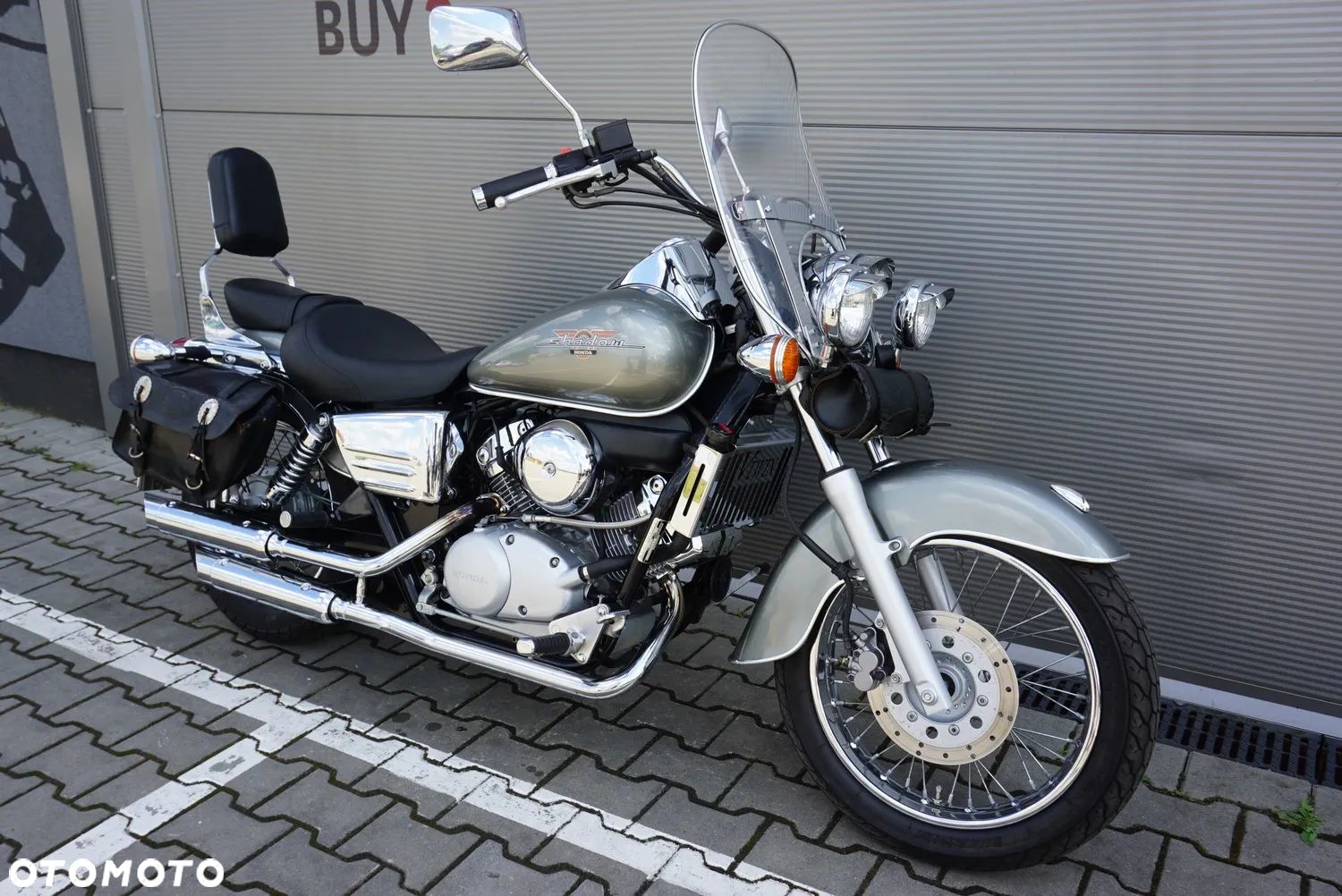Honda Shadow - 1