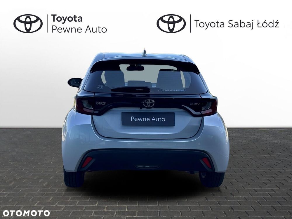 Toyota Yaris - 4