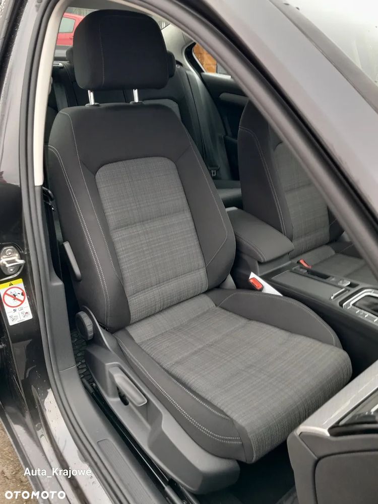Volkswagen Passat 2.0 TSI Business DSG - 29