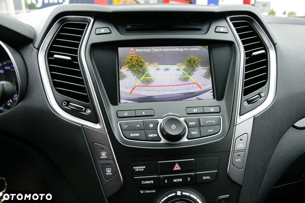 Hyundai Santa Fe 2.0 CRDi 2WD Premium - 29